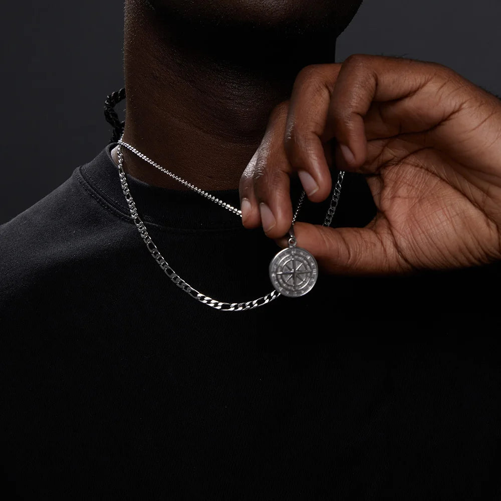 Mayfair Sovereign Pendant – Old-Money Coin Necklace