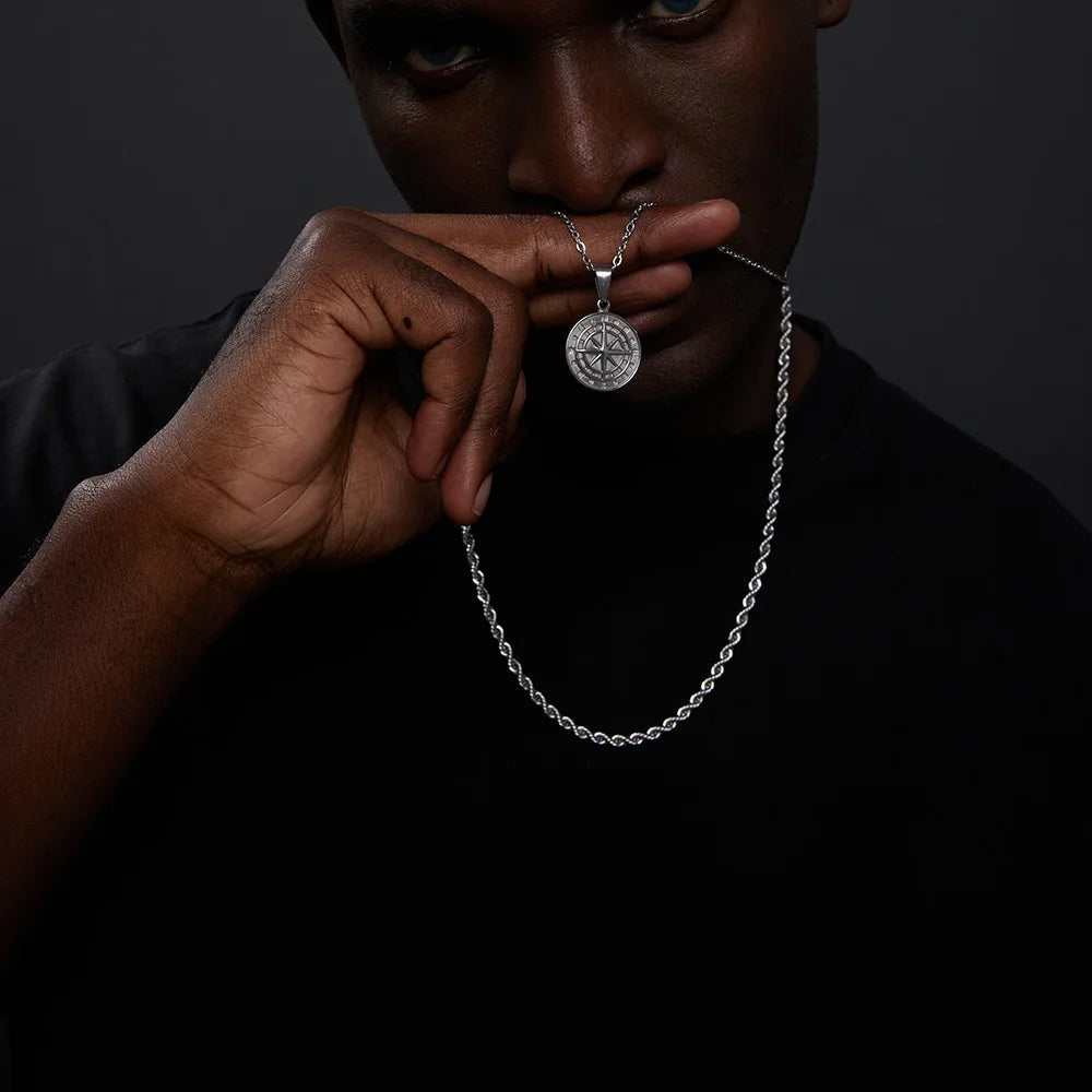 Mayfair Sovereign Pendant – Old-Money Coin Necklace